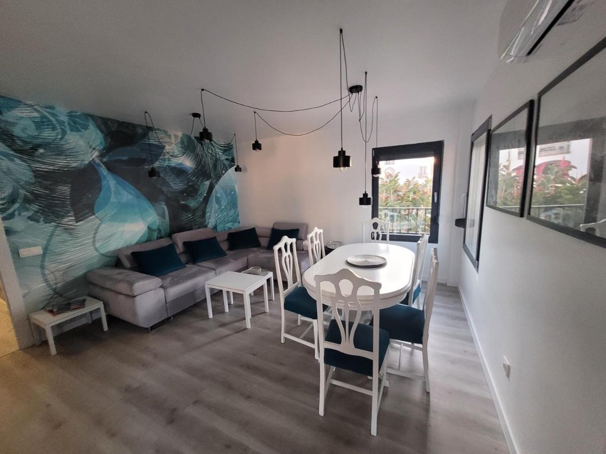 Sabinillas Apartment